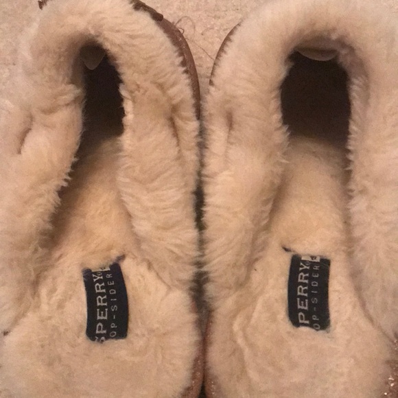 Sperry Slippers - Picture 2 of 3